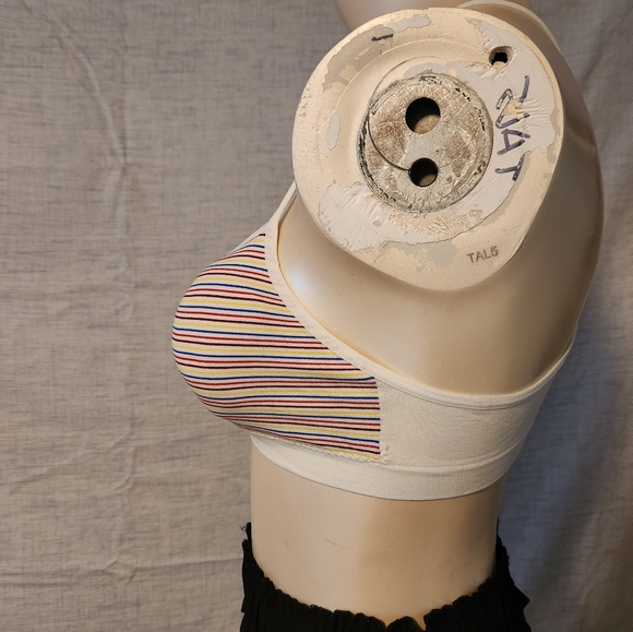 2 pack sport bras - Picture 7 of 8